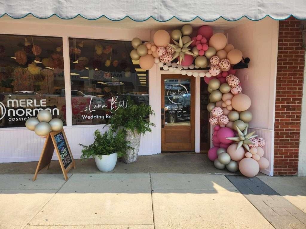 Merle Norman Luna Bella Storefront